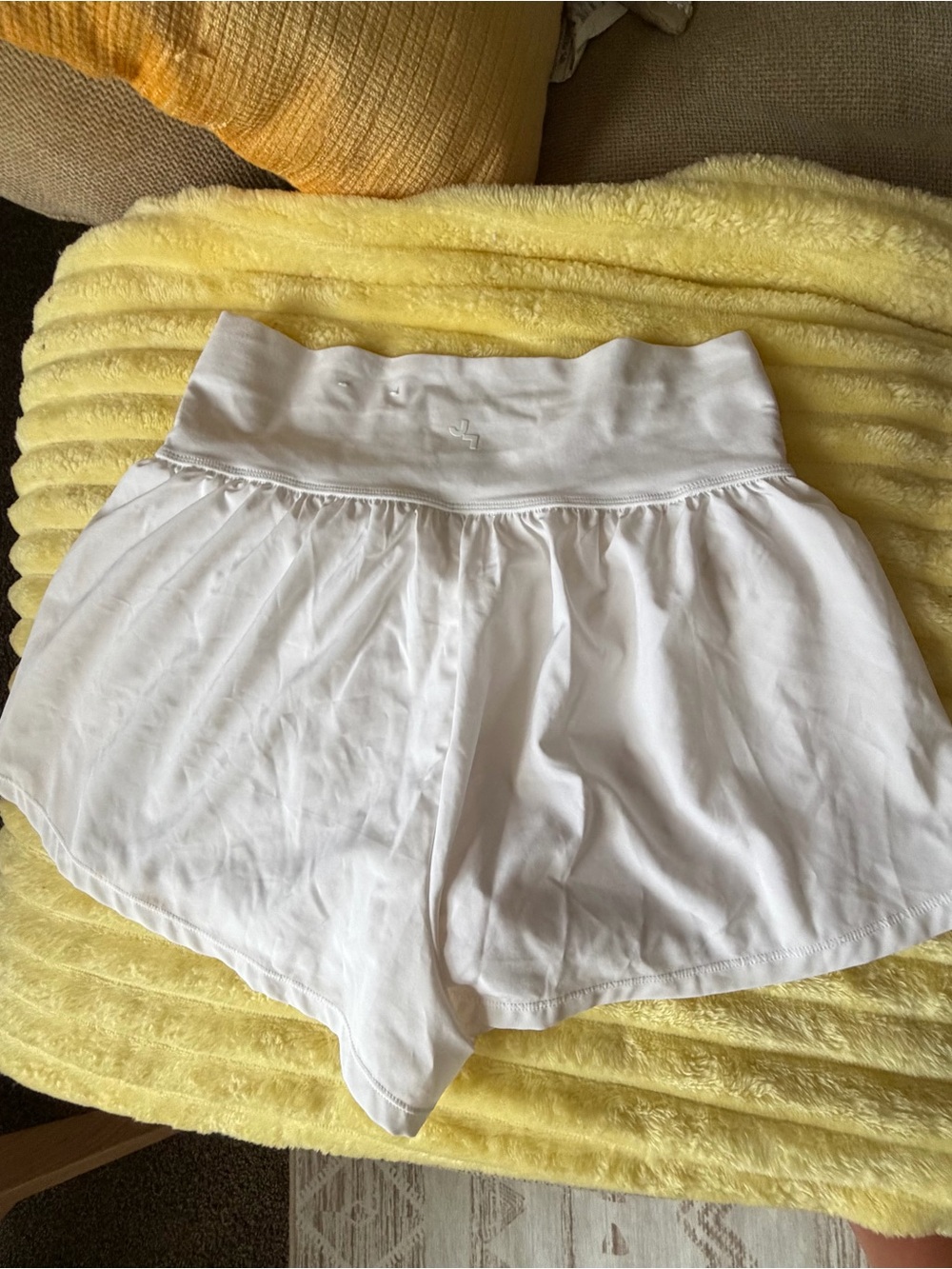 White V‑Waist Active Skort for Women - Picture 5 of 5